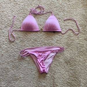 Victoria’s Secret bikini